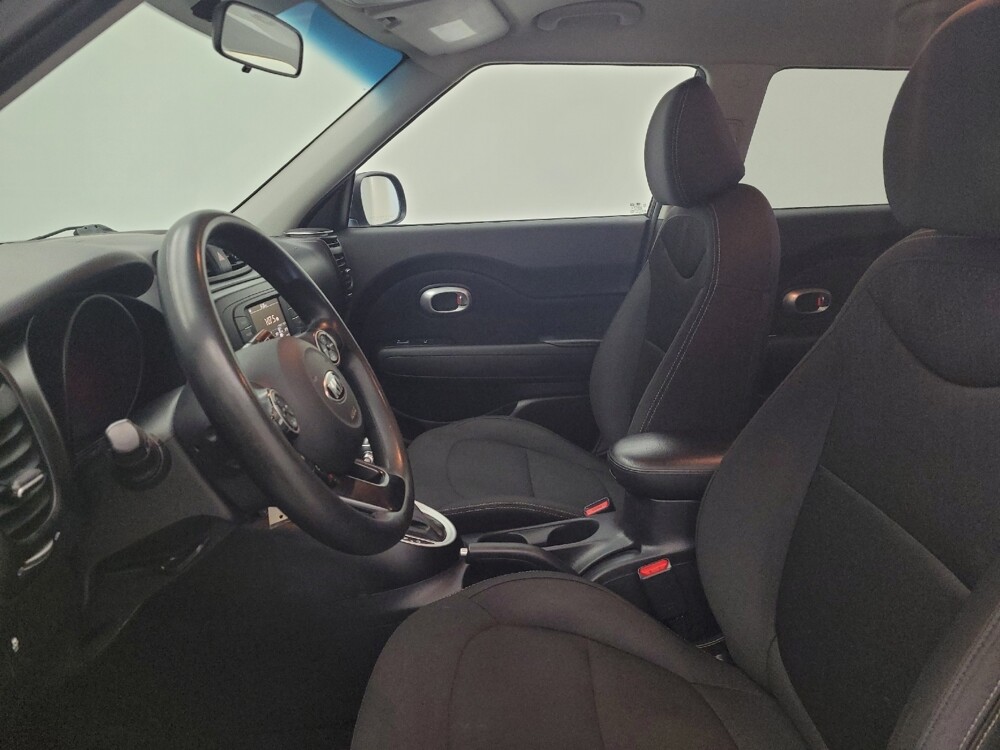 2017 Kia Soul in Toledo, OH 43617 - 18117779 17