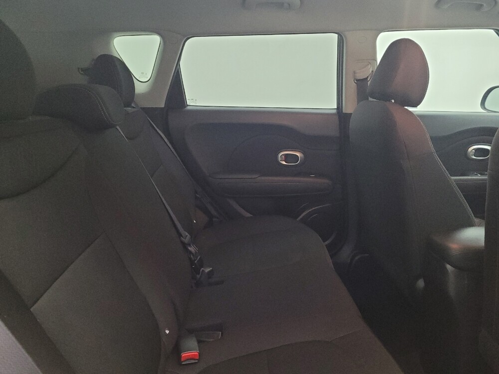 2017 Kia Soul in Toledo, OH 43617 - 18117779 19