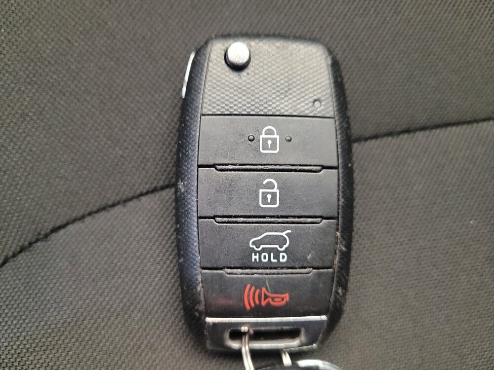 2017 Kia Soul in Toledo, OH 43617 - 18117779 32