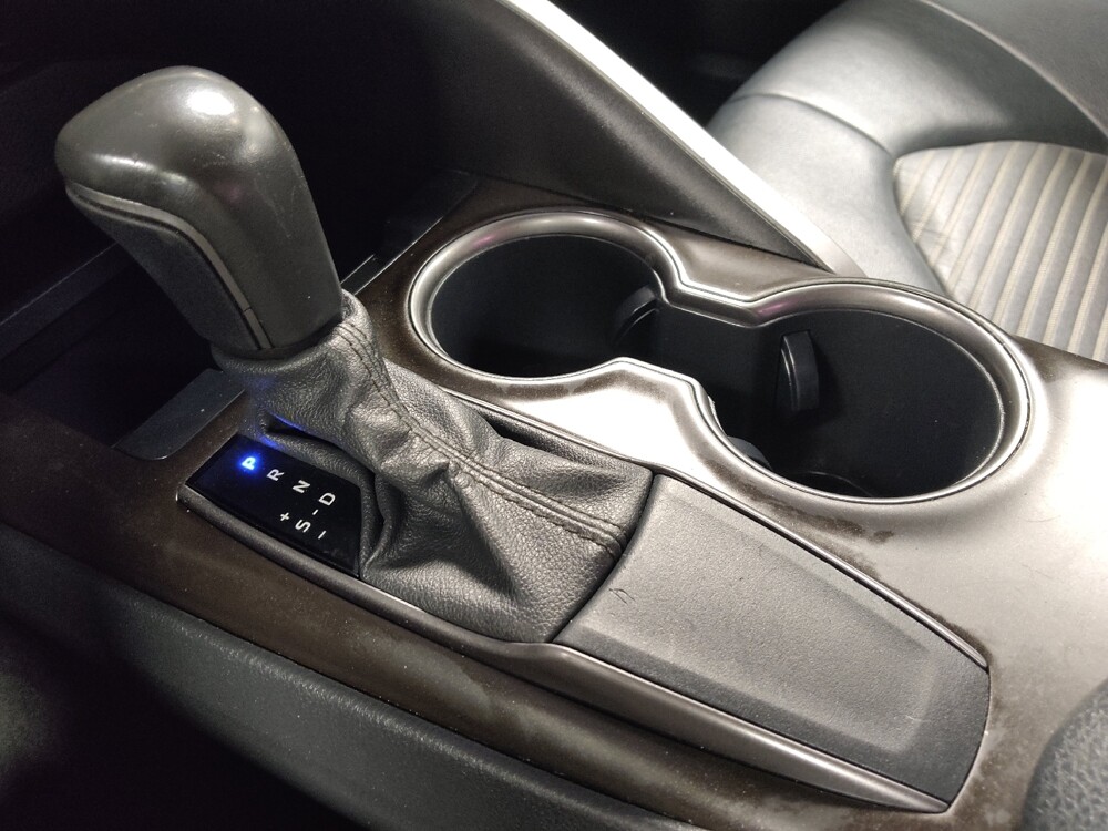 2021 Toyota Camry in Houston, TX 77060 - 18117781 26