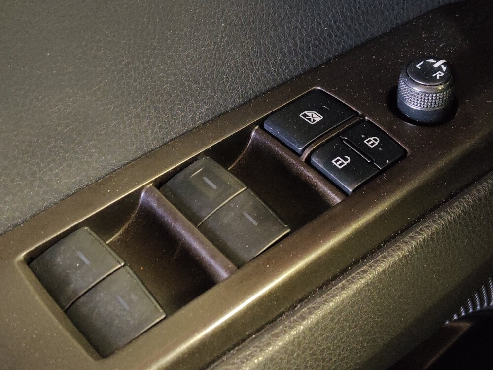 2021 Toyota Camry in Houston, TX 77060 - 18117781 27