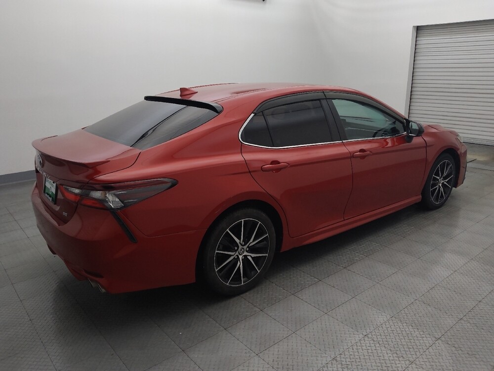2021 Toyota Camry in Houston, TX 77060 - 18117781 10