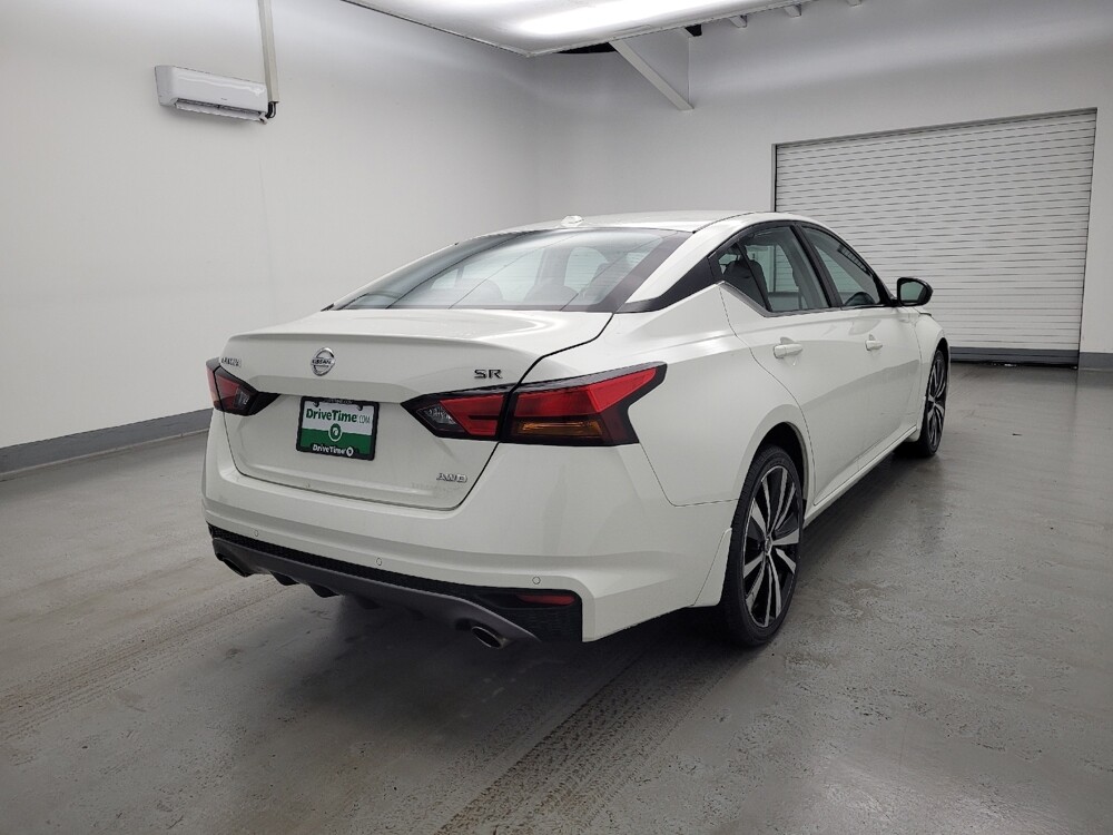 2020 Nissan Altima in Fairfield, OH 45014 - 18117785 9