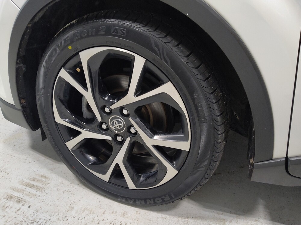 2019 Toyota C-HR in Columbus, OH 43231 - 18117799 31