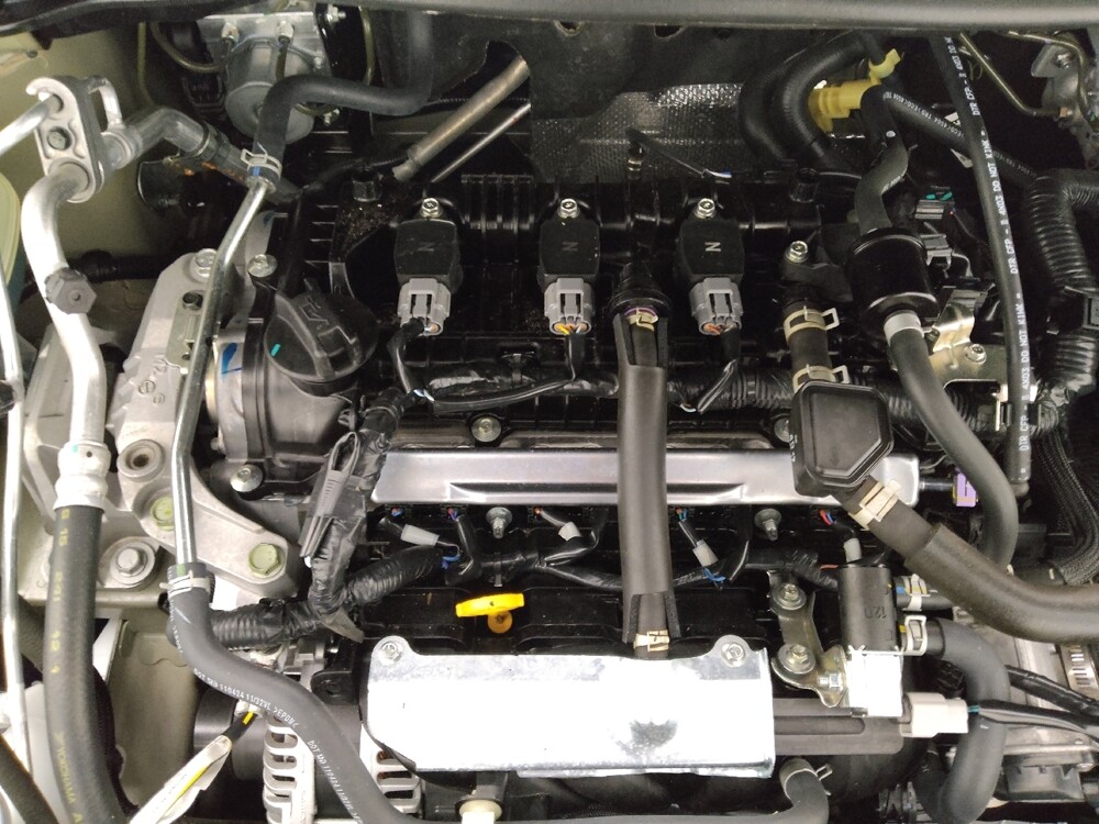 2025 Nissan Versa in Topeka, KS 66611 - 18117800 30