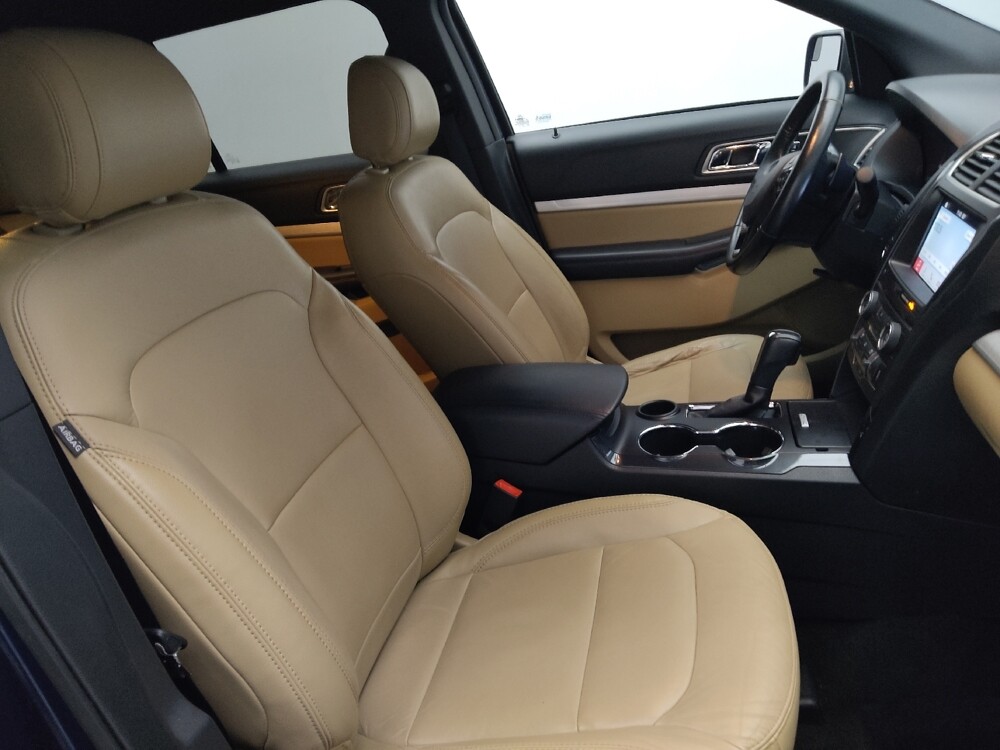 2017 Ford Explorer in Marietta, GA 30062 - 18117805 21
