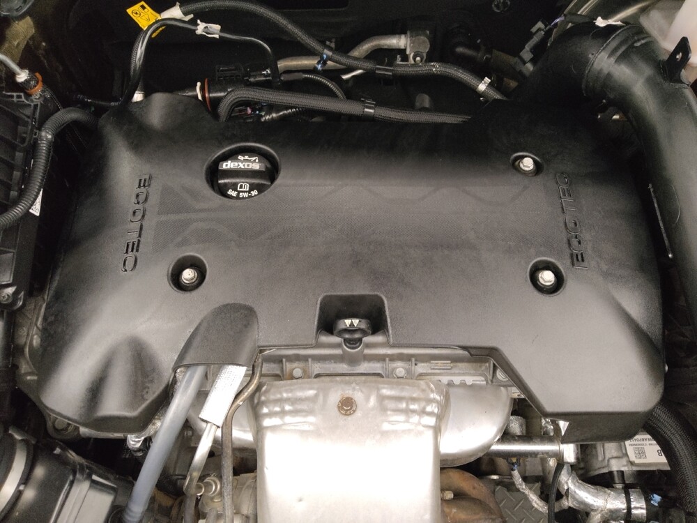 2020 Chevrolet Equinox in Denver, CO 80012 - 18117811 30