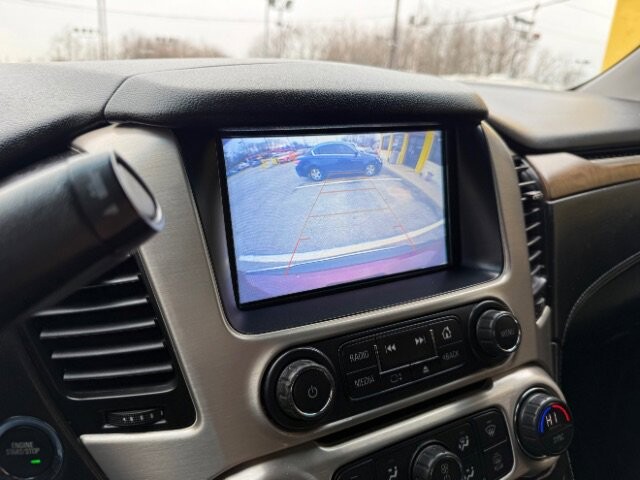 2020 GMC Yukon XL in Indianapolis, IN 46222-4002 - 18117825 5