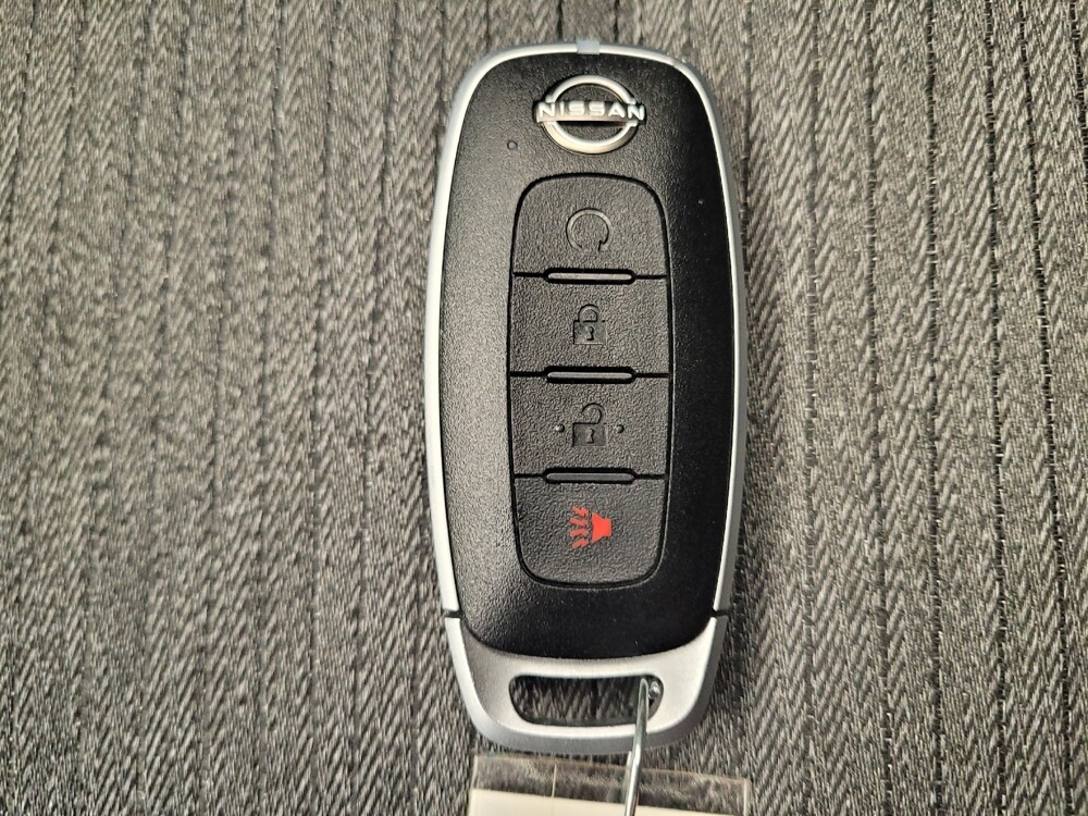 2023 Nissan Rogue in Lexington, KY 40509 - 18117838 32