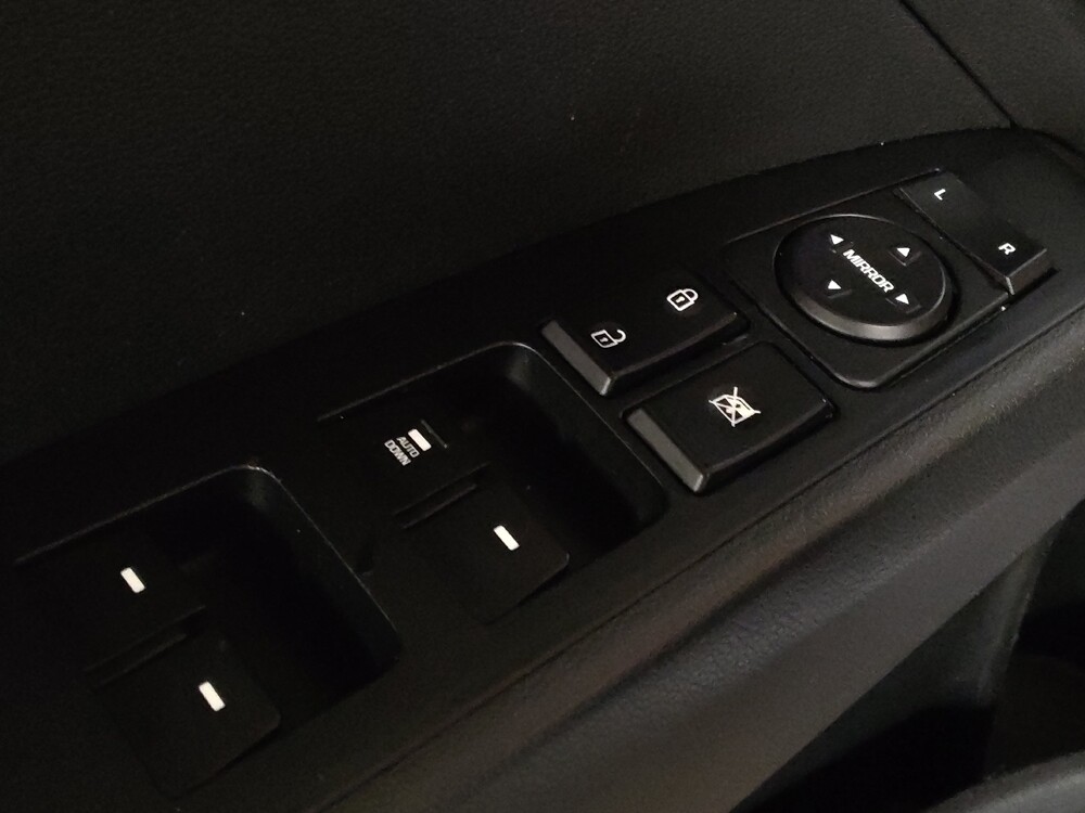 2019 Hyundai Elantra in Jacksonville, FL 32210 - 18117839 27