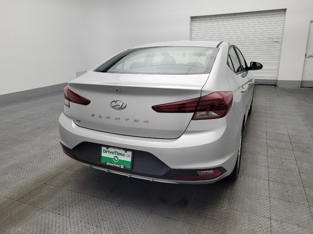 2019 Hyundai Elantra in Jacksonville, FL 32210 - 18117839 7