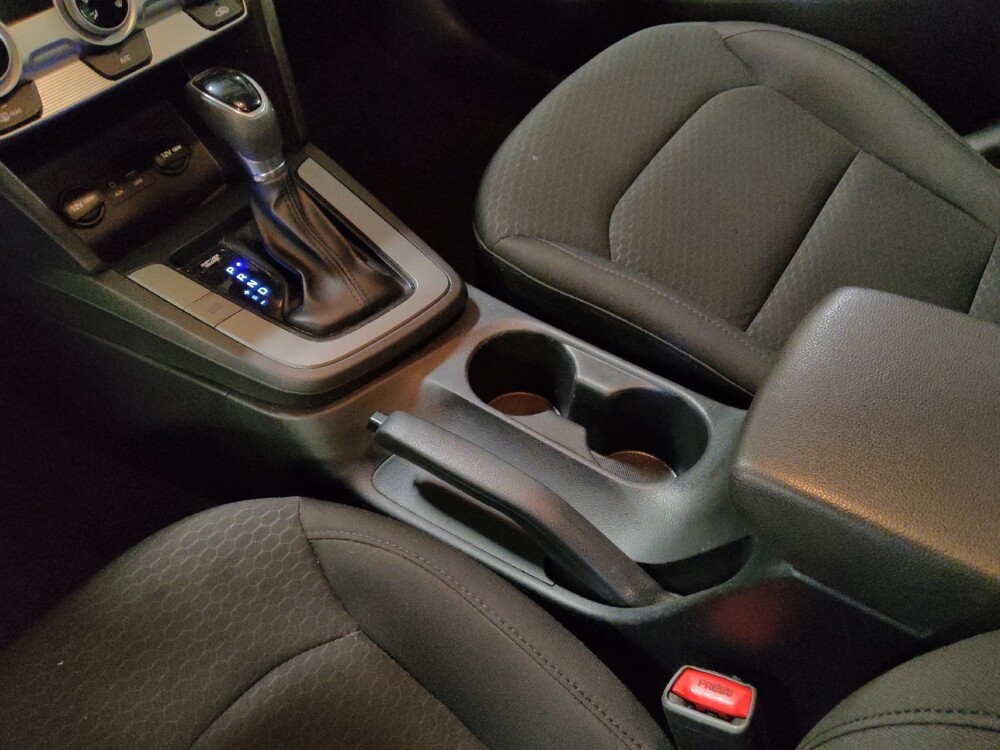 2019 Hyundai Elantra in Jacksonville, FL 32210 - 18117839 26