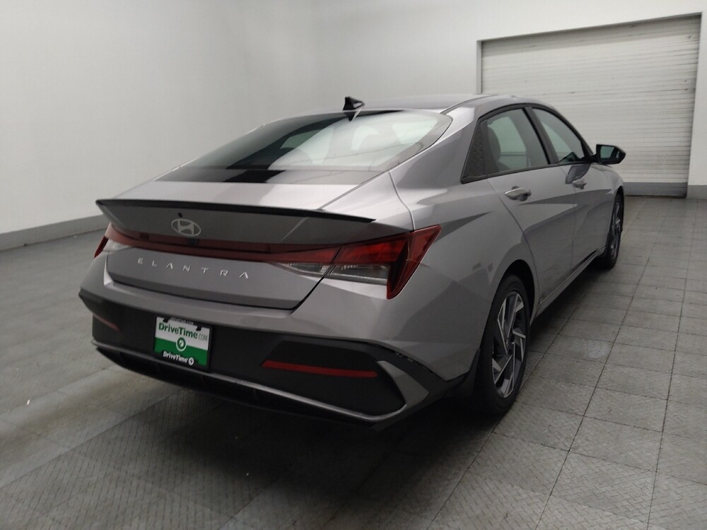 2025 Hyundai Elantra in Union City, GA 30291 - 18117843 9