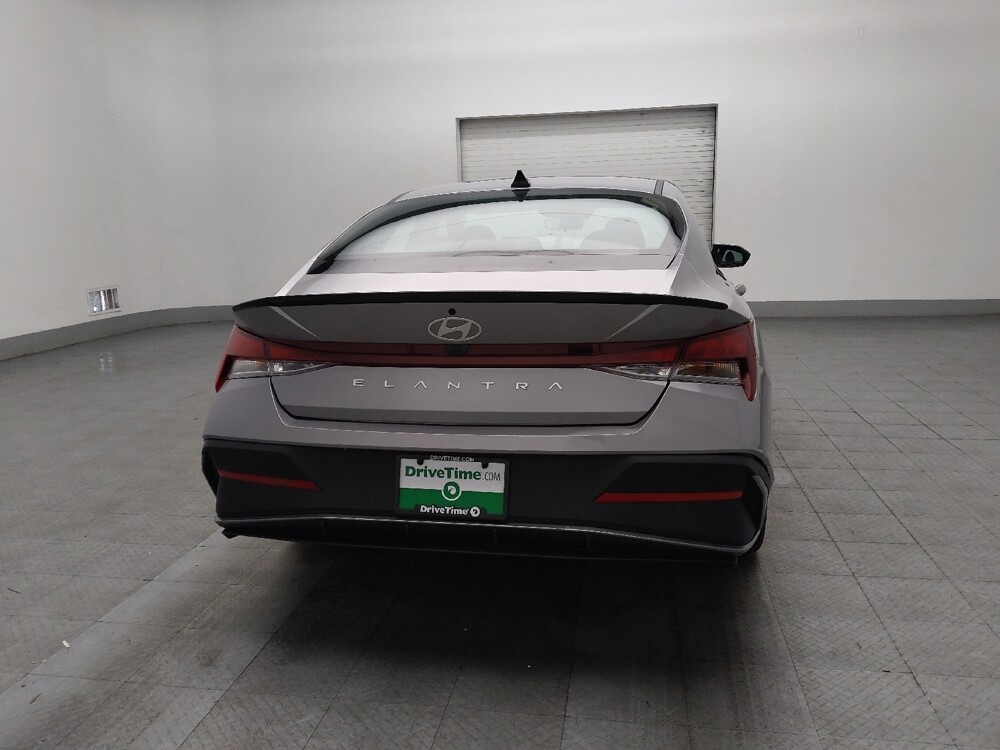 2025 Hyundai Elantra in Union City, GA 30291 - 18117843 7