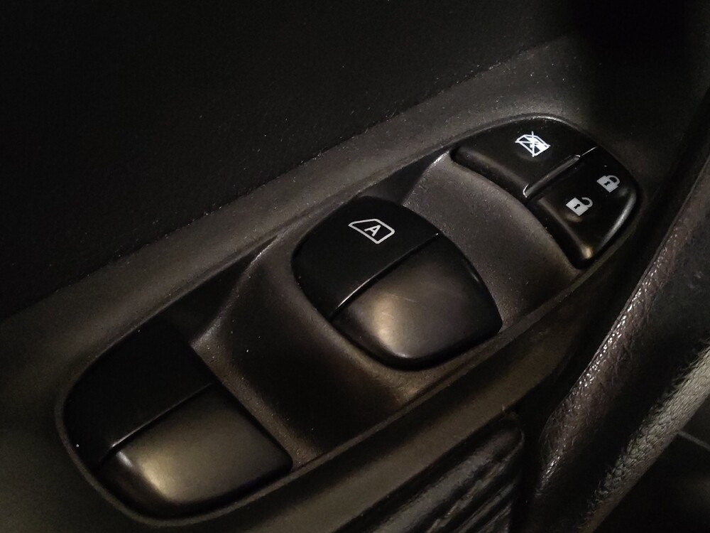 2020 Nissan Rogue Sport in Lauderdale Lakes, FL 33313 - 18117845 27