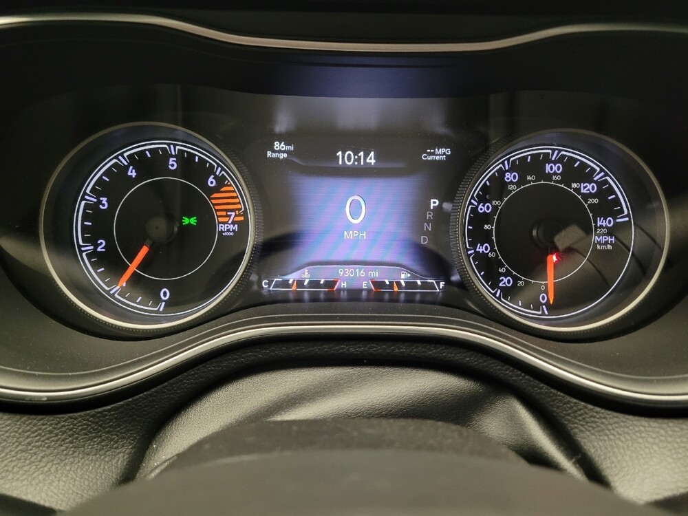 2019 Jeep Cherokee in Downey, CA 90241 - 18117866 23