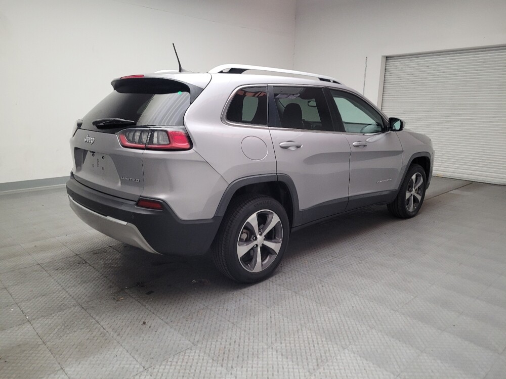 2019 Jeep Cherokee in Downey, CA 90241 - 18117866 9
