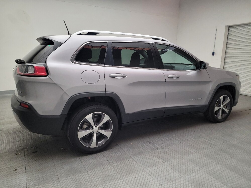 2019 Jeep Cherokee in Downey, CA 90241 - 18117866 10