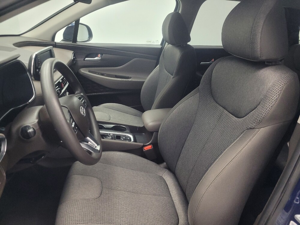 2019 Hyundai Santa Fe in Indianapolis, IN 46222 - 18117871 17