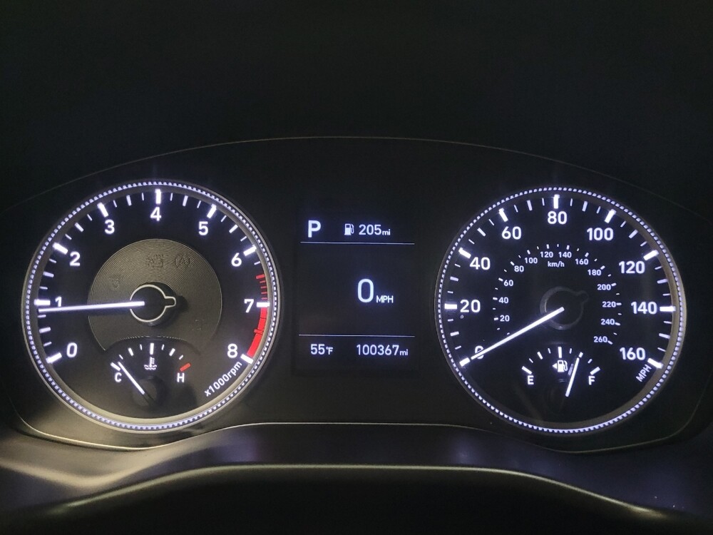 2019 Hyundai Santa Fe in Indianapolis, IN 46222 - 18117871 23