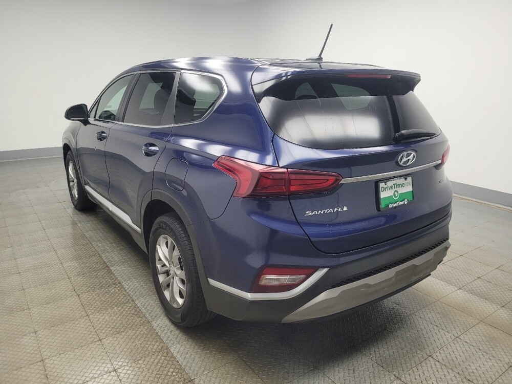 2019 Hyundai Santa Fe in Indianapolis, IN 46222 - 18117871 5