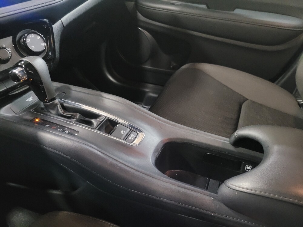 2020 Honda HR-V in Pittsburgh, PA 15236 - 18117886 26