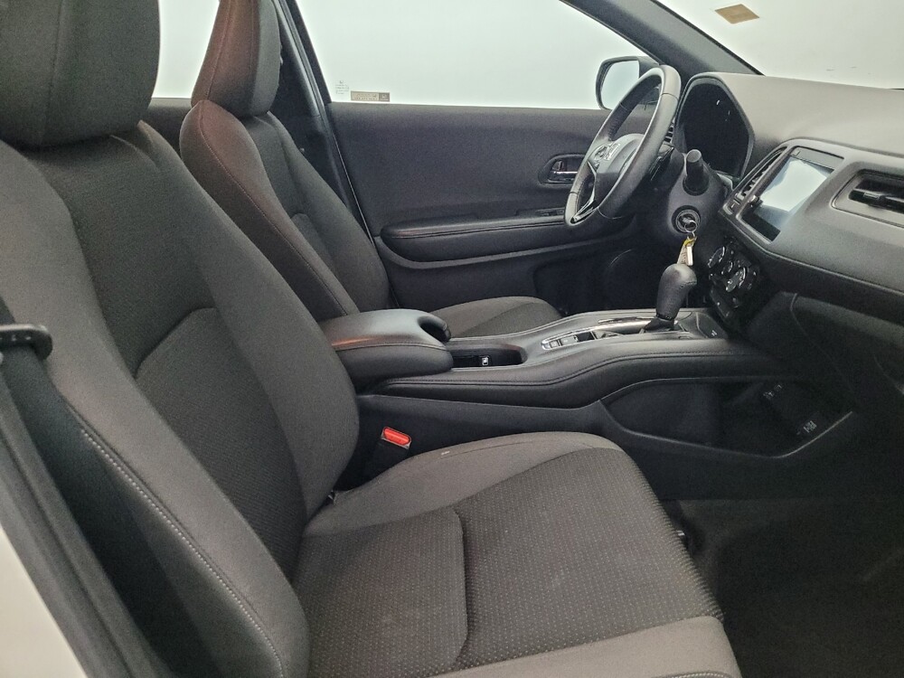 2020 Honda HR-V in Pittsburgh, PA 15236 - 18117886 21