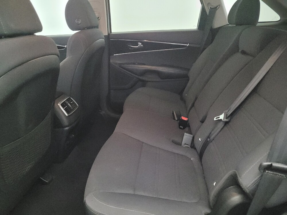 2019 Kia Sorento in Owings Mills, MD 21117 - 18117888 18