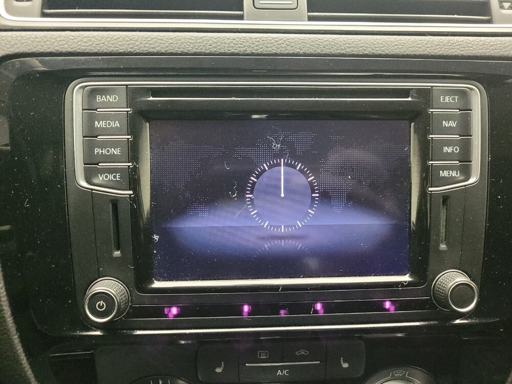 2016 Volkswagen Jetta in Taylor, MI 48180 - 18117895 25