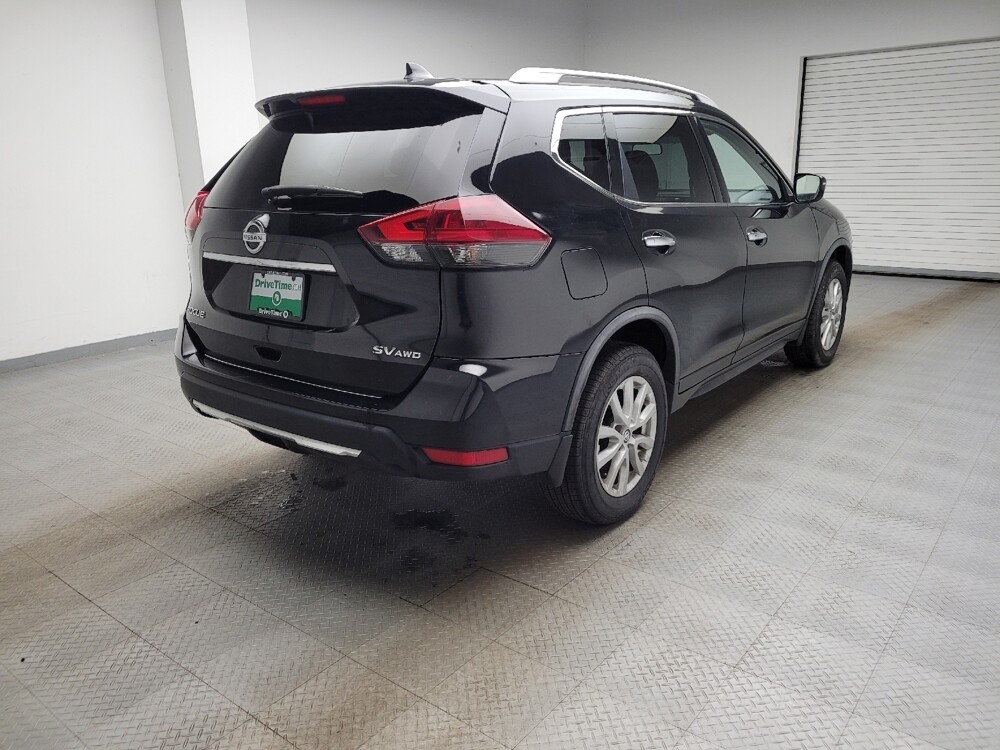 2018 Nissan Rogue in Taylor, MI 48180 - 18117898 9