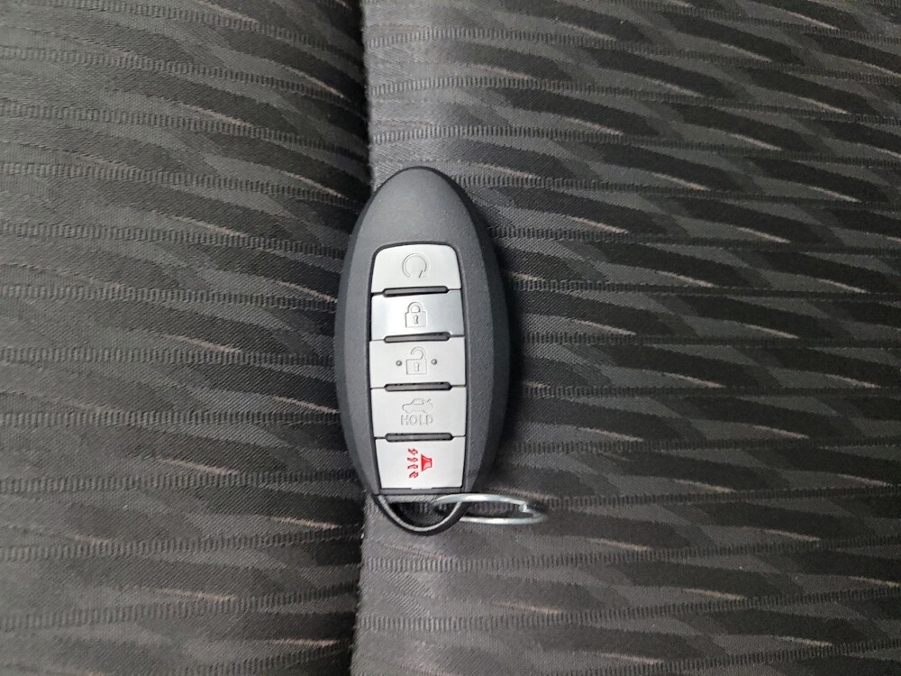 2018 Nissan Rogue in Taylor, MI 48180 - 18117898 32