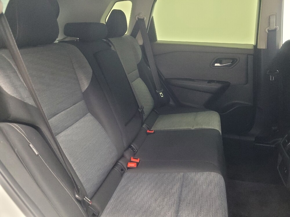 2023 Nissan Rogue in Indianapolis, IN 46222 - 18117904 19