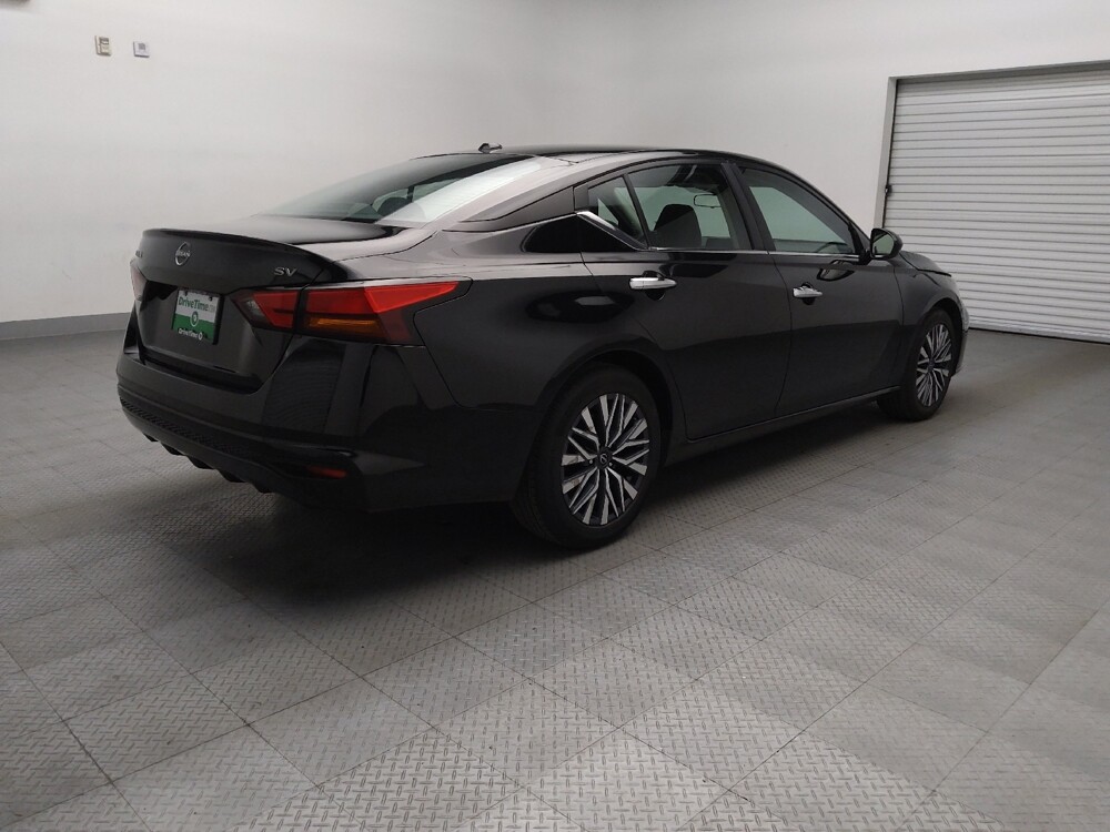 2024 Nissan Altima in Fort Worth, TX 76116 - 18117913 9
