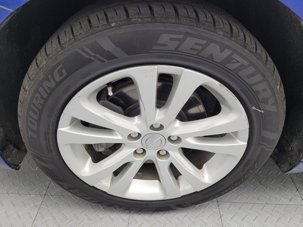 2017 Chrysler 200 in Greenville, SC 29607 - 18117915 31