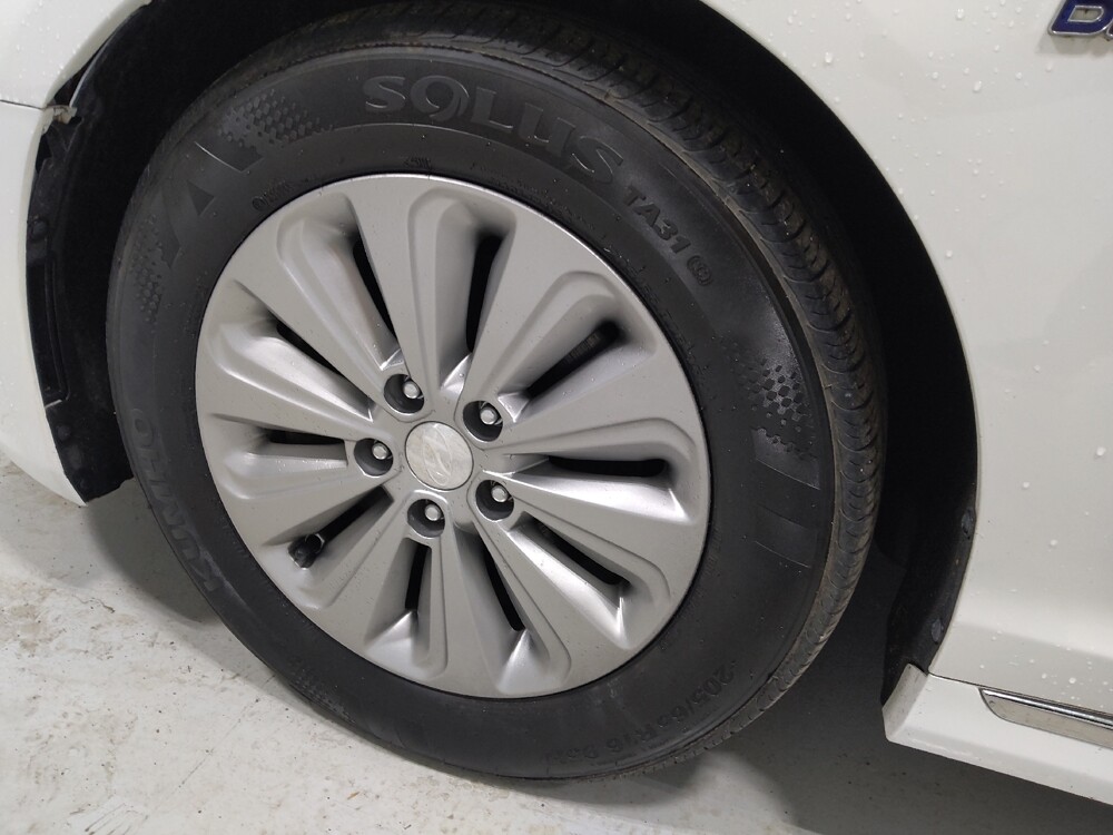 2016 Hyundai Sonata in Columbus, OH 43231 - 18117920 31