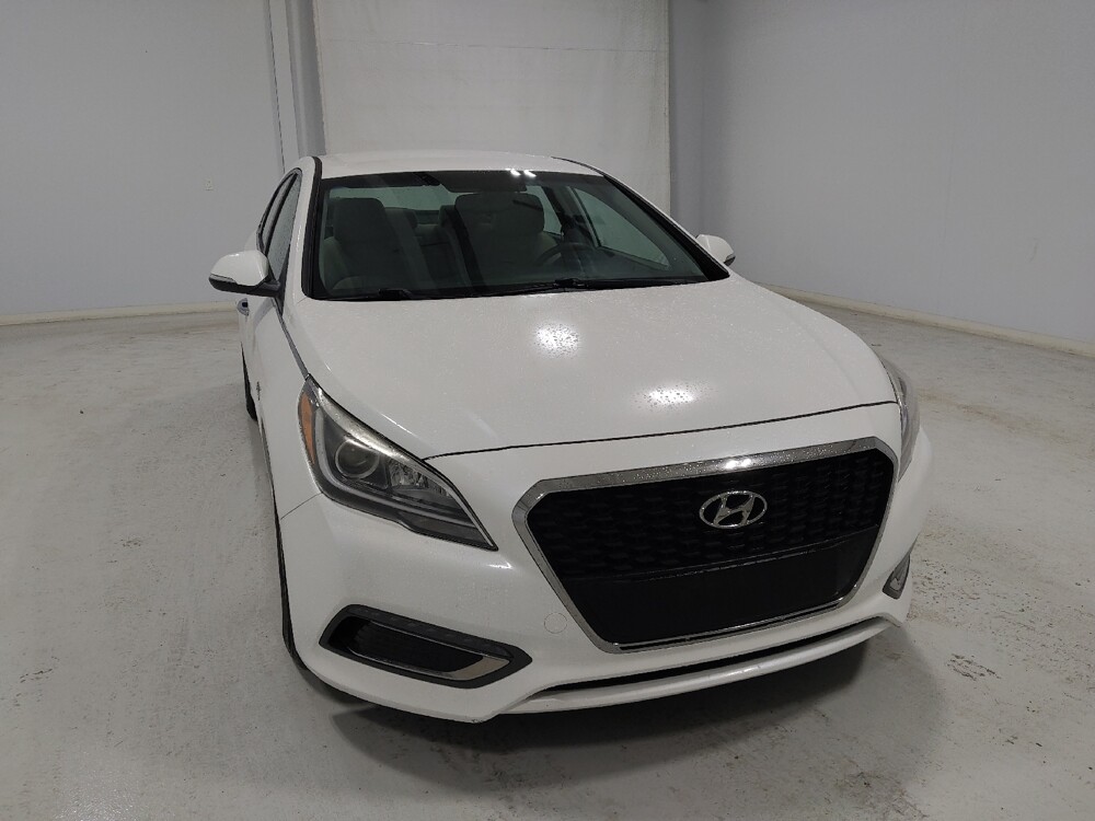 2016 Hyundai Sonata in Columbus, OH 43231 - 18117920 14