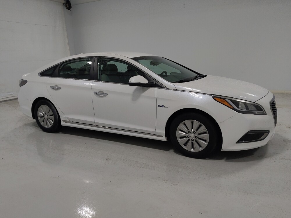 2016 Hyundai Sonata in Columbus, OH 43231 - 18117920 11