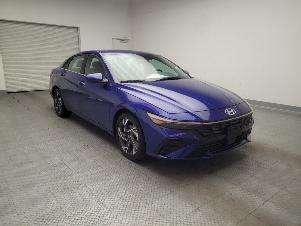 2025 Hyundai Elantra in Downey, CA 90241 - 18117929 13