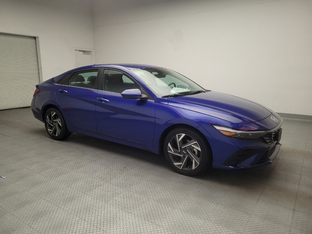 2025 Hyundai Elantra in Downey, CA 90241 - 18117929 11
