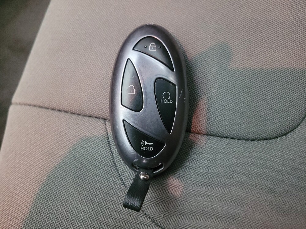 2025 Hyundai Elantra in Downey, CA 90241 - 18117929 32