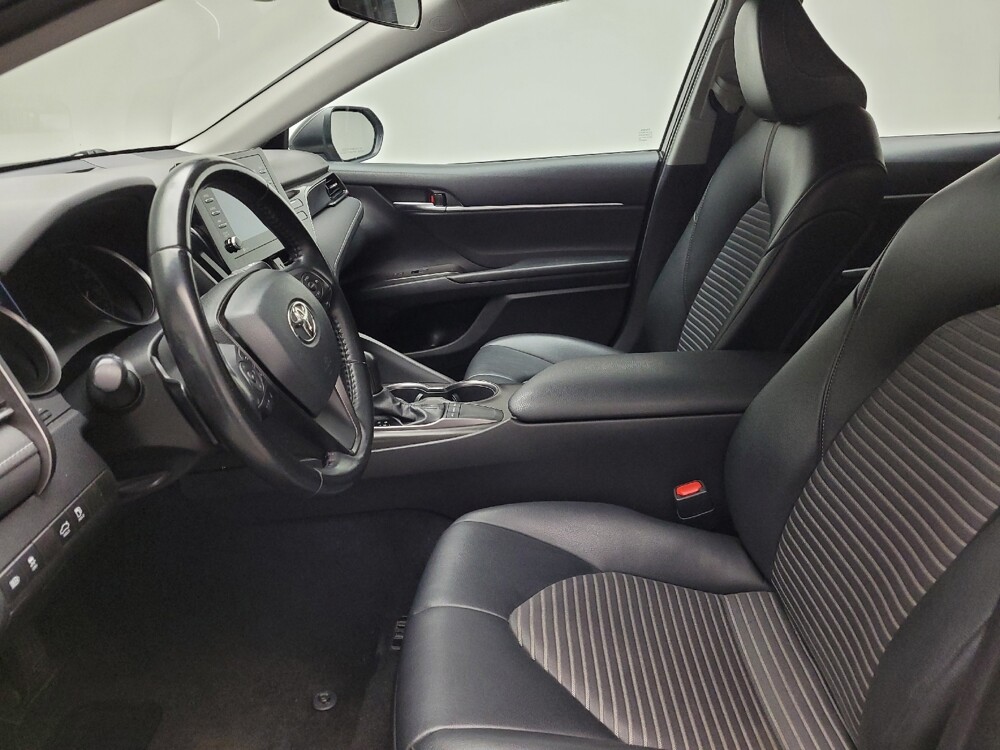 2022 Toyota Camry in Taylor, MI 48180 - 18117936 17
