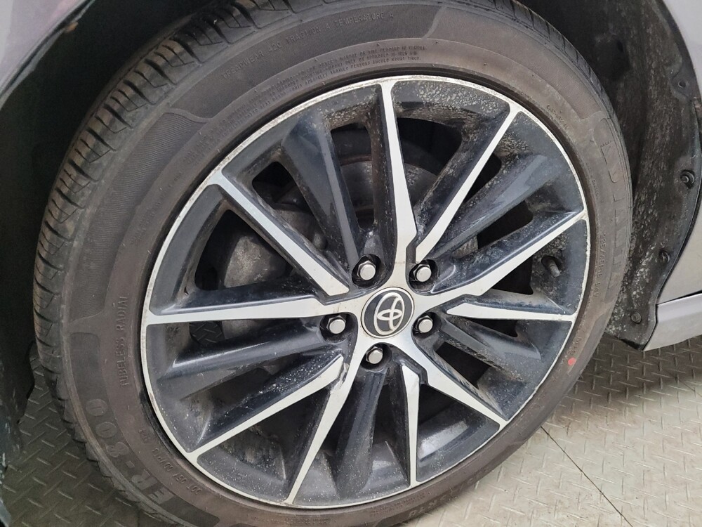 2022 Toyota Camry in Taylor, MI 48180 - 18117936 31