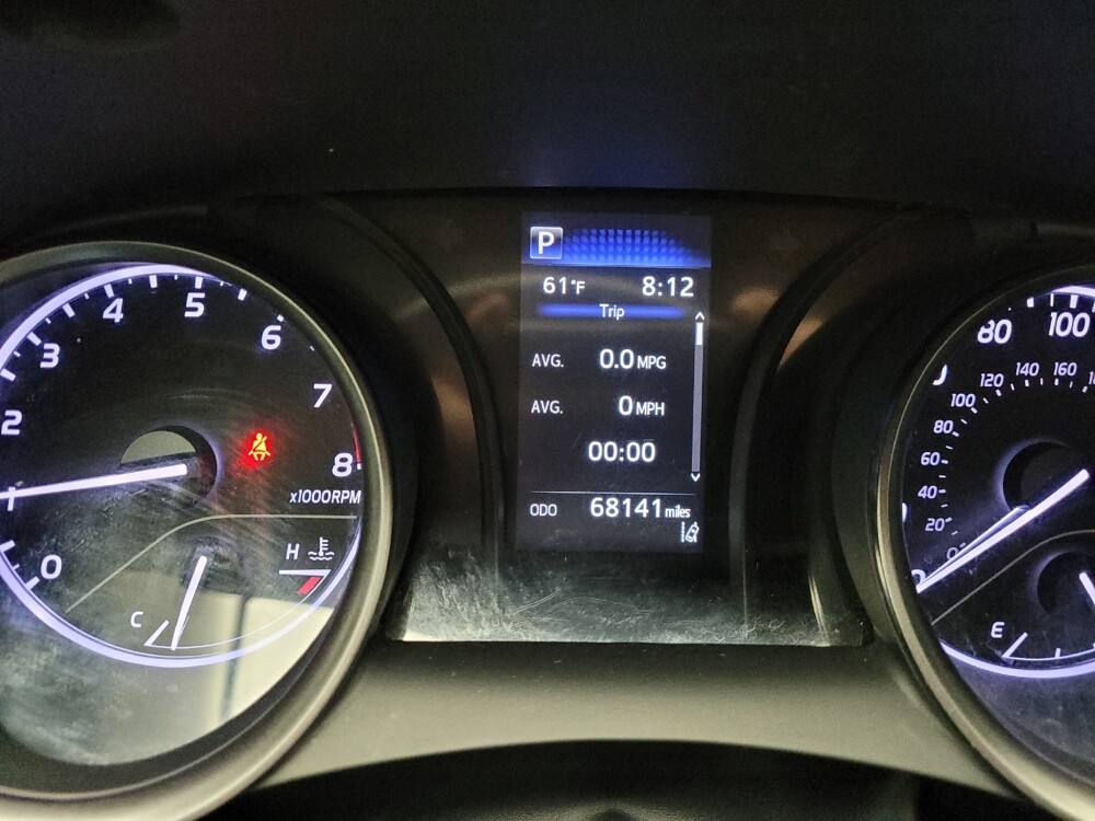 2022 Toyota Camry in Taylor, MI 48180 - 18117936 23