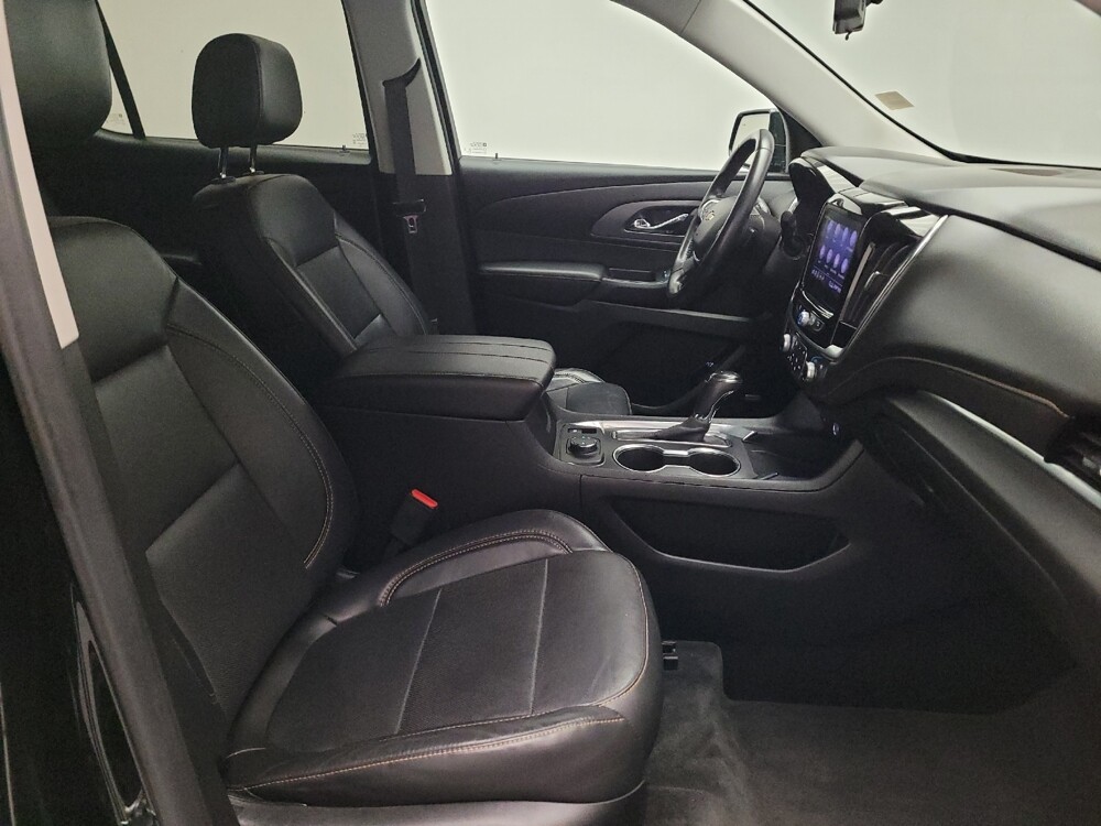 2020 Chevrolet Traverse in Downey, CA 90241 - 18117940 21