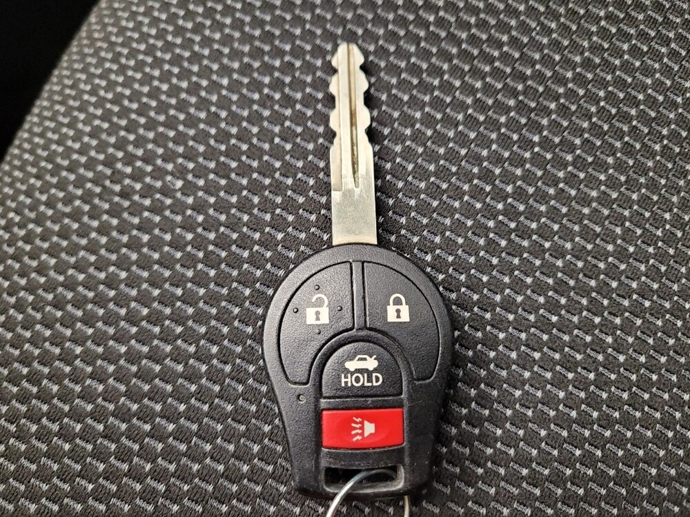 2019 Nissan Sentra in Montclair, CA 91763 - 18117944 32