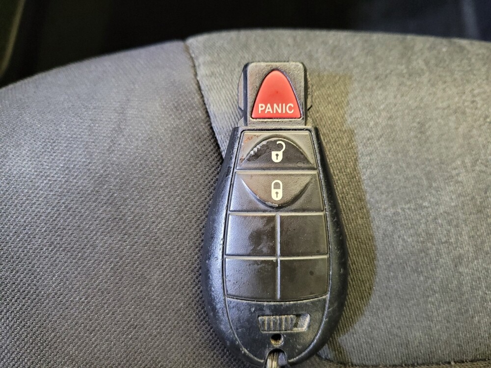 2015 Jeep Cherokee in Lexington, KY 40509 - 18117945 32