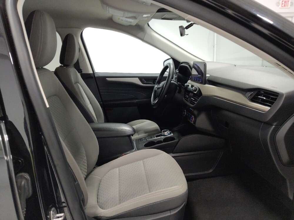 2022 Ford Escape in Columbus, OH 43231 - 18117949 21