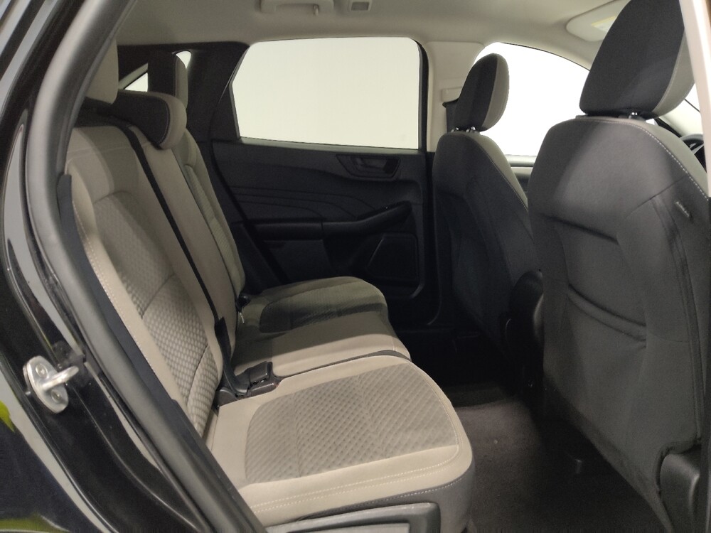 2022 Ford Escape in Columbus, OH 43231 - 18117949 19