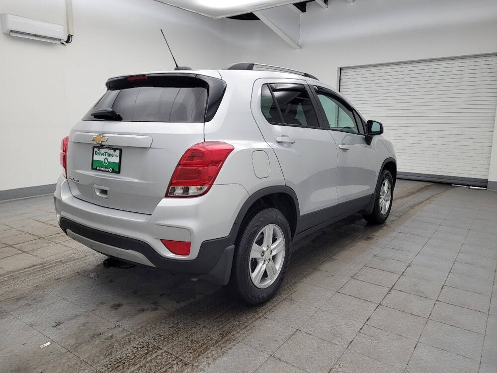 2022 Chevrolet Trax in Toledo, OH 43617 - 18117950 10