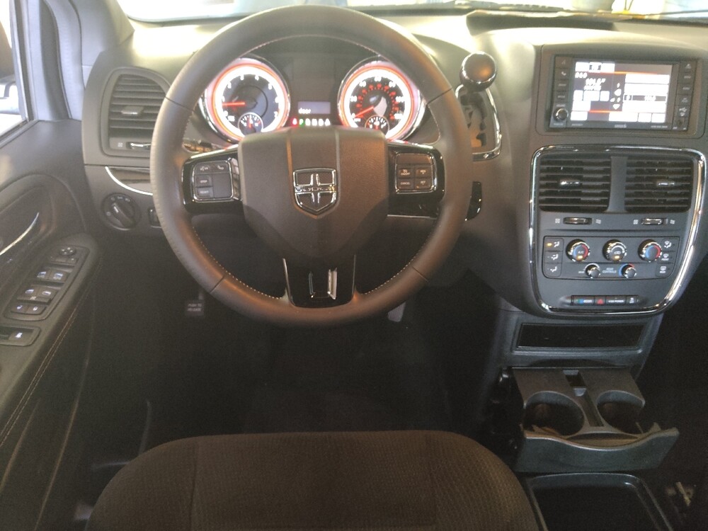 2017 Dodge Grand Caravan in Tampa, FL 33612 - 18117951 22